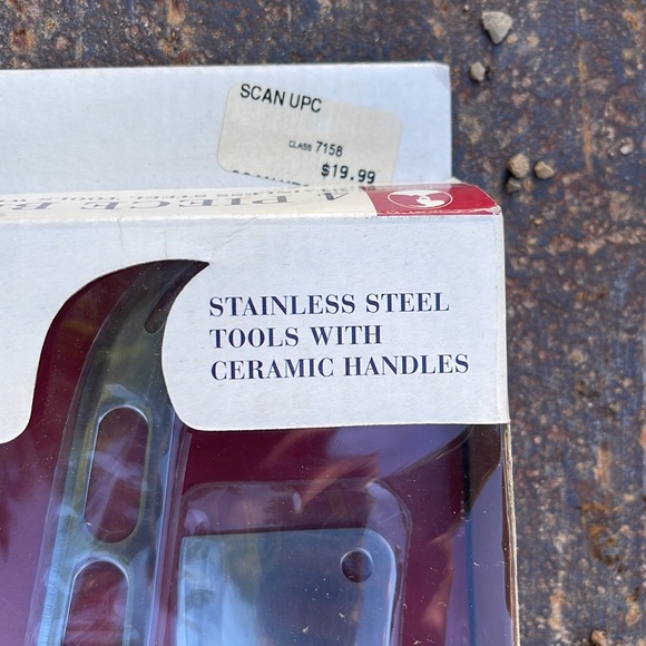 🆕 NRFB 4 Piece Cheese Bistro Set 🧀 - Picture 3 of 8